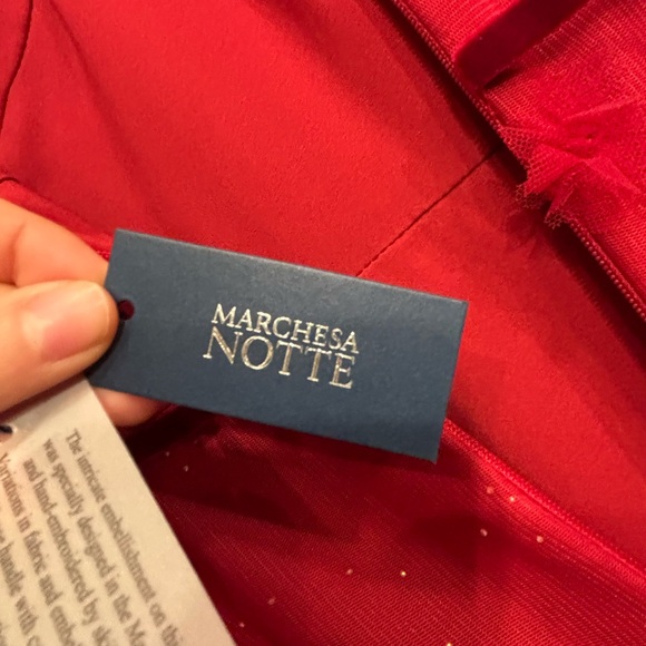 NWT Marchesa Notte Red Floral Appliqué Embellished Fit to Flare Dress Size 2 - Picture 9 of 10